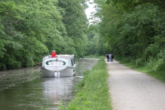 A typical day on the St. Helena III is a relaxing jaunt through both nature and history - have YOU taken a canal boat ride recently???